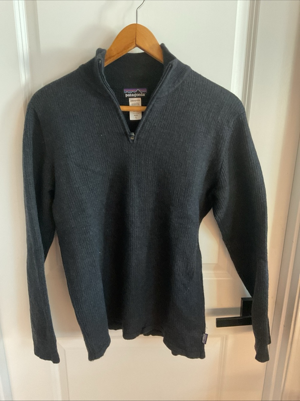 Patagonia - Men’s Zip-Up Mock Neck Sweater — Charcoal Gray - Men’s Size Large